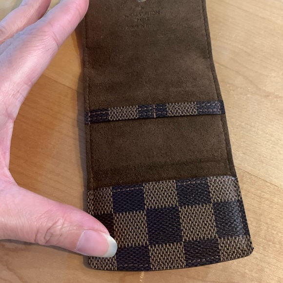 Louis Vuitton Cufflink Case - Picture 4 of 13